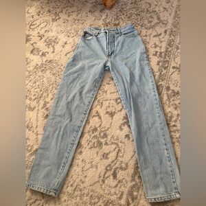 Vintage BONGO jeans
Light wash